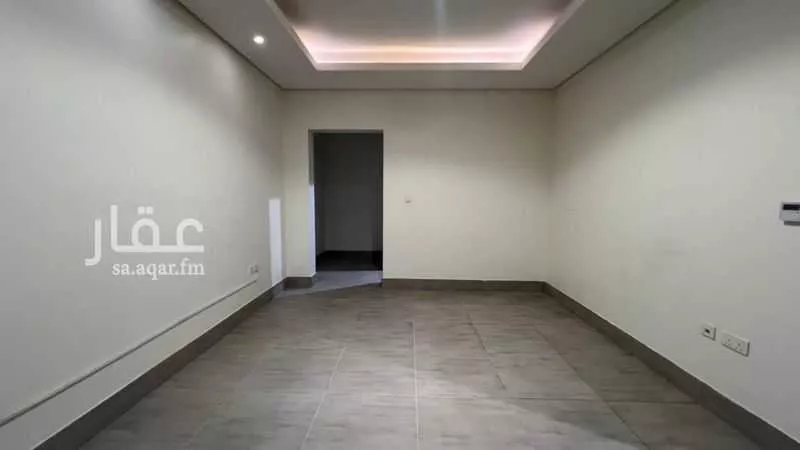 شقة 4 غرف في الملقا 4