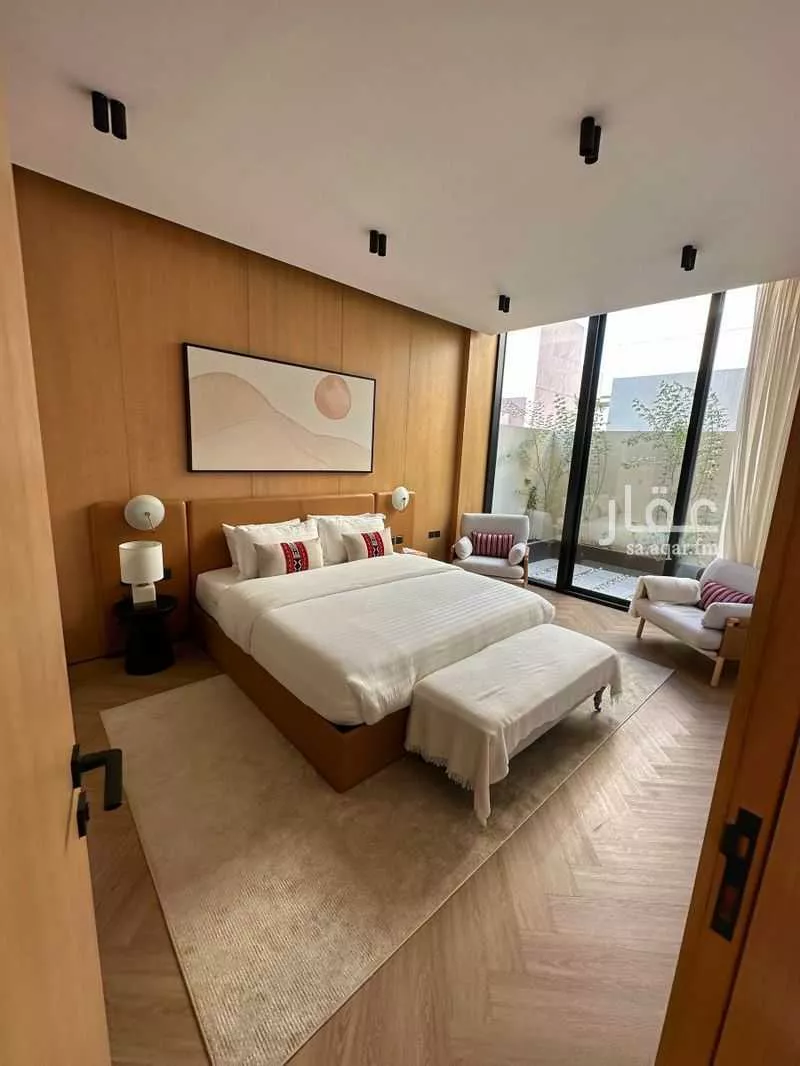 5 bedroom villa in Al Malqa 6