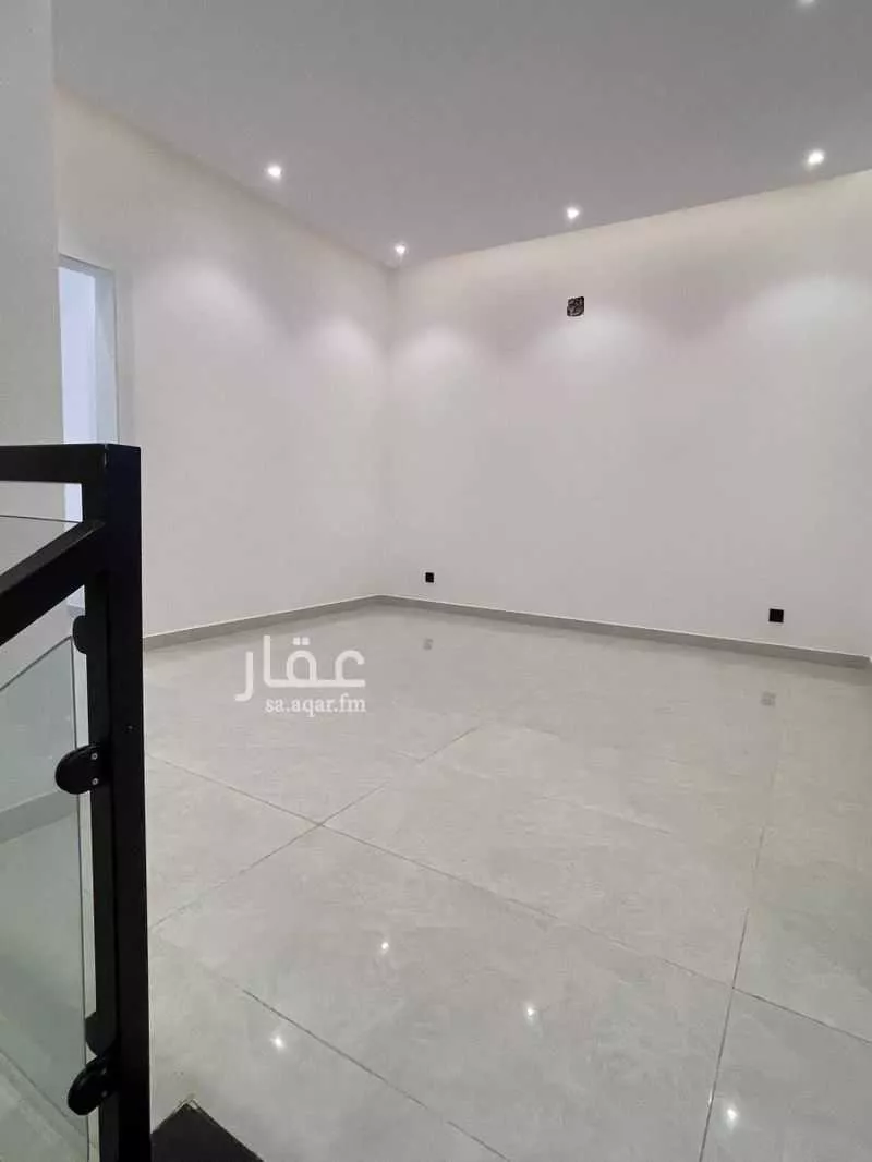 فيلا 5 غرف في النظيم 15