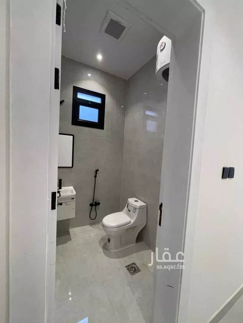 فيلا 5 غرف في النظيم 16