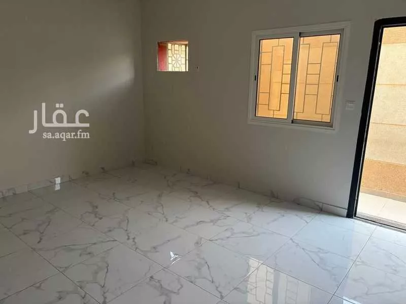 شقة 4 غرف في ضاحية الملك فهد 4