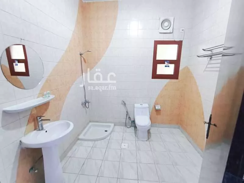 فيلا 90 غرف في الملز 21