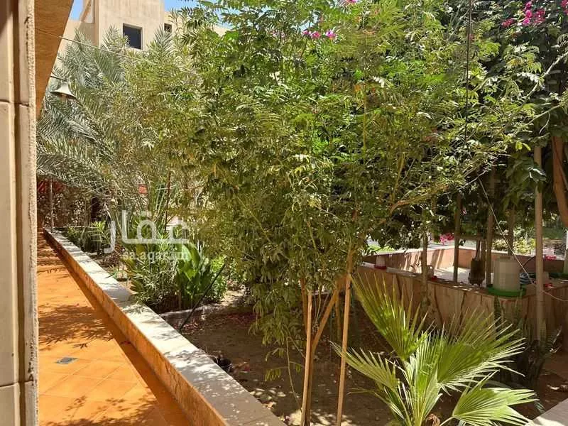 فيلا 15 غرف في الندى 11