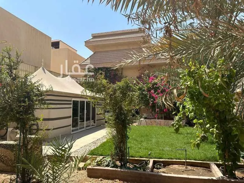 فيلا 15 غرف في الندى 6
