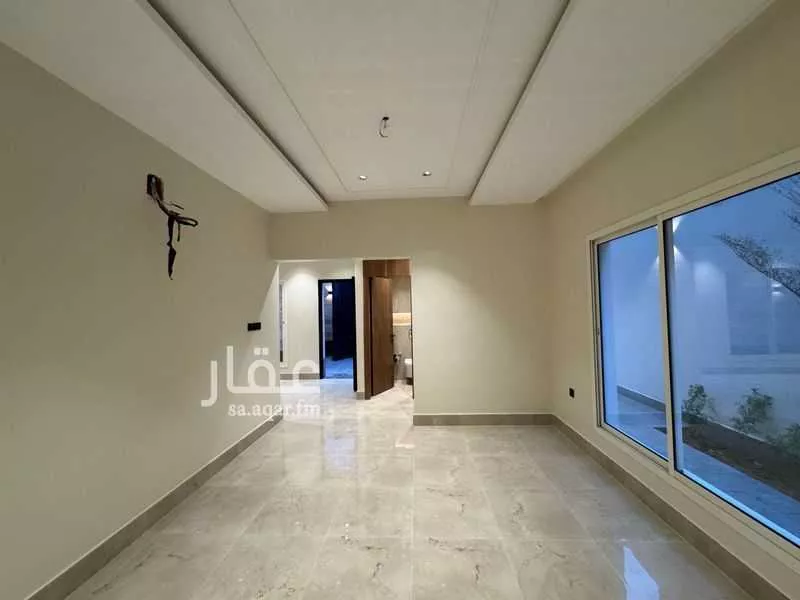 5 bedroom villa in Al Aridh 5