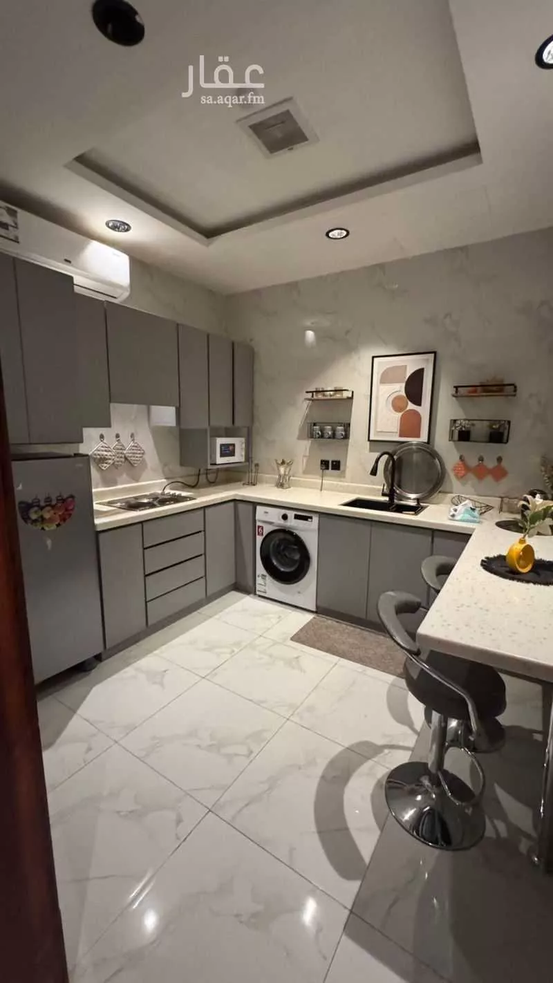 3 bedroom apartment in Dhahrat Laban 5
