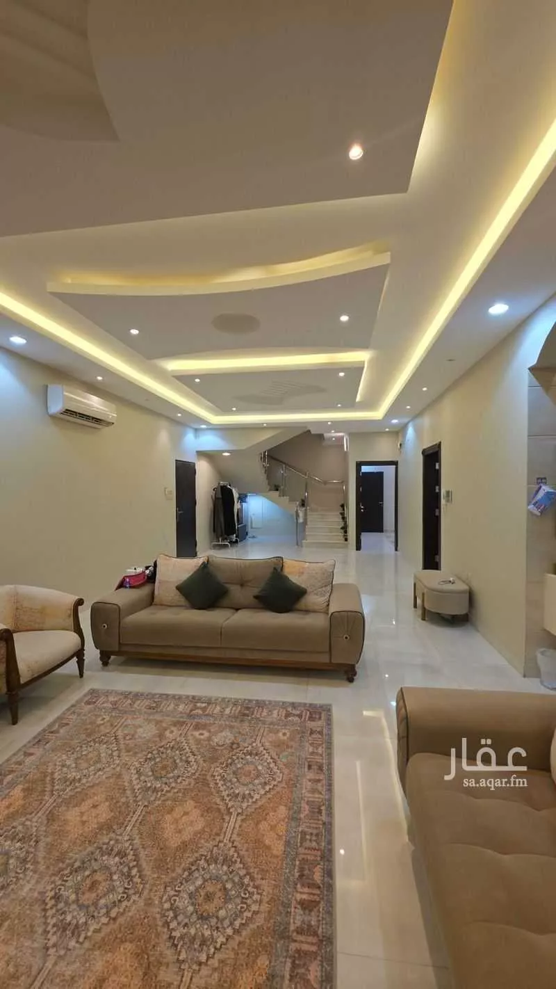 5 bedroom villa in Al Yasmin 14