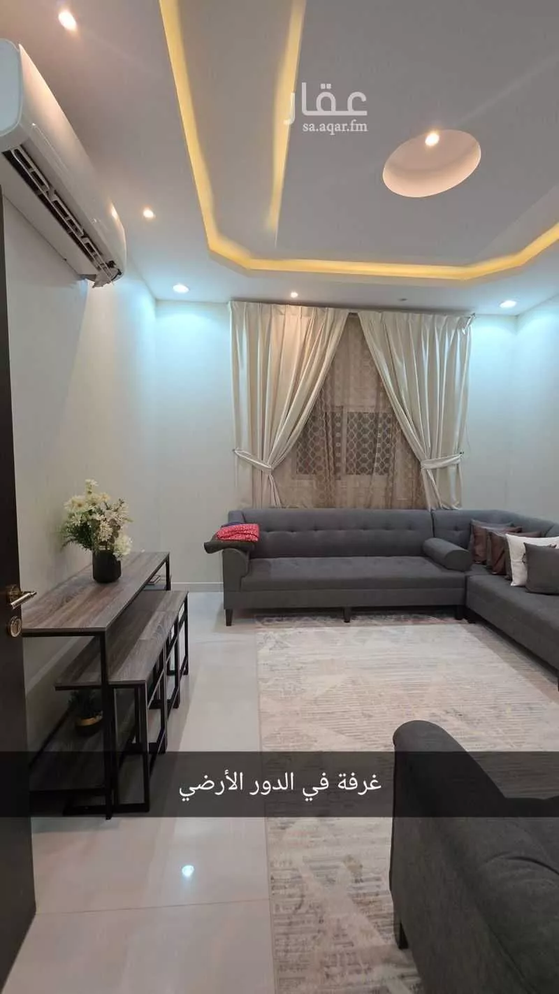 5 bedroom villa in Al Yasmin 15