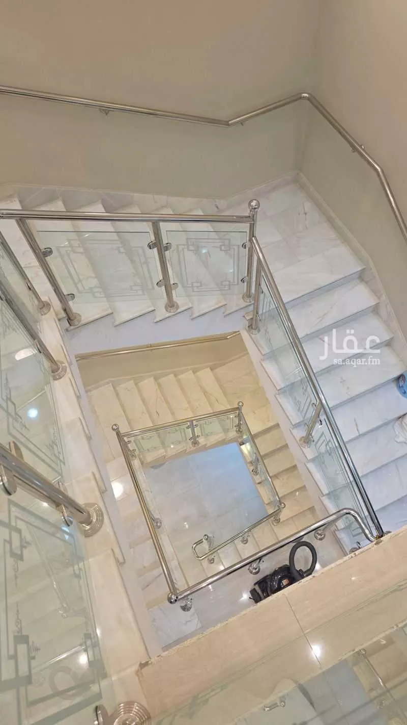 5 bedroom villa in Al Yasmin 19