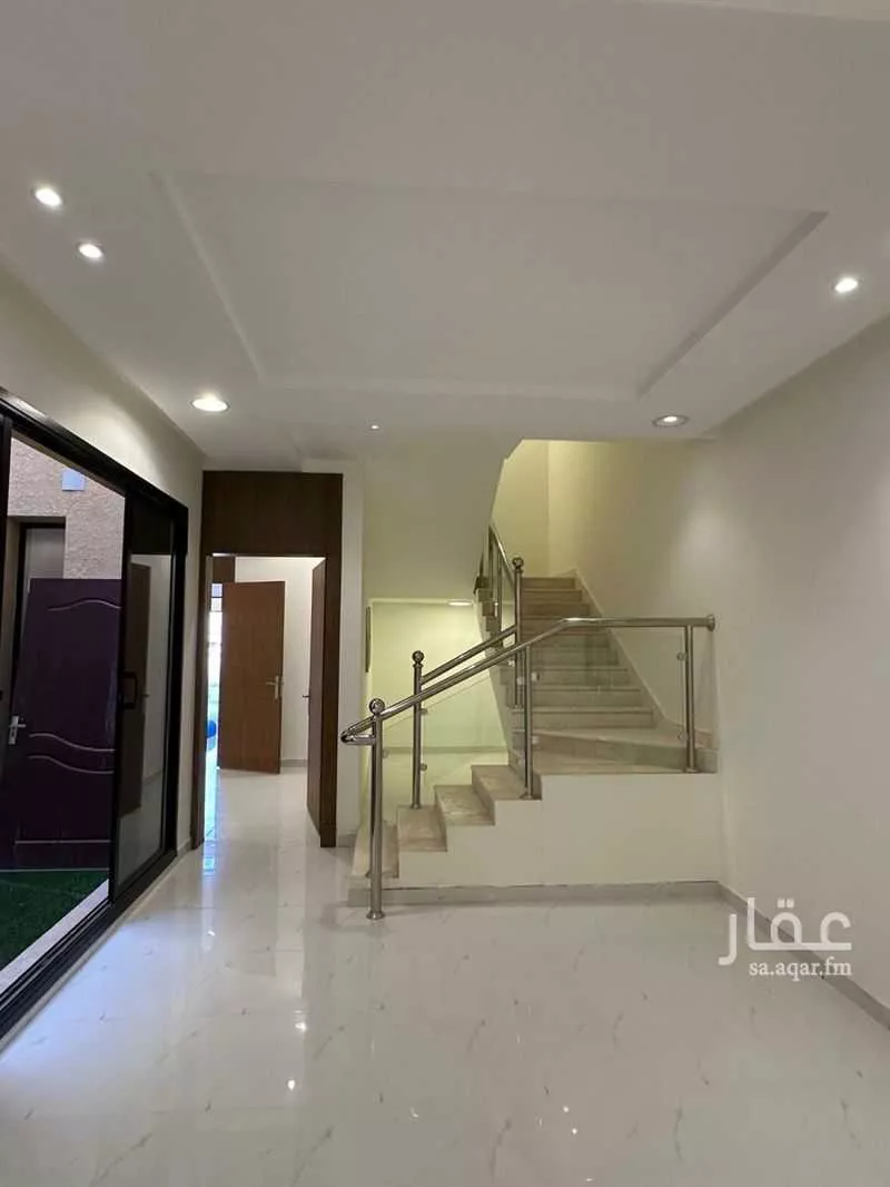 4 bedroom villa in Dhahrat Laban 8