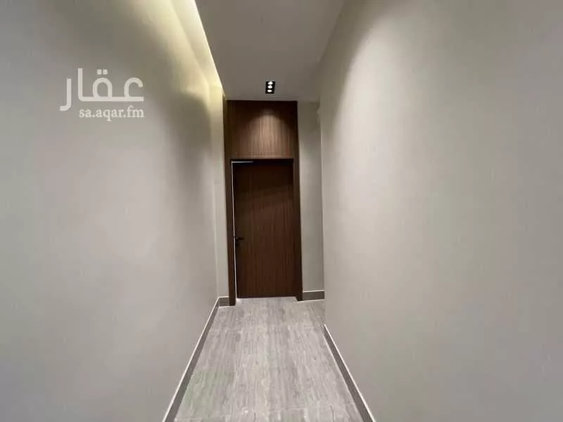 شقة 4 غرف في إشبيلية 2