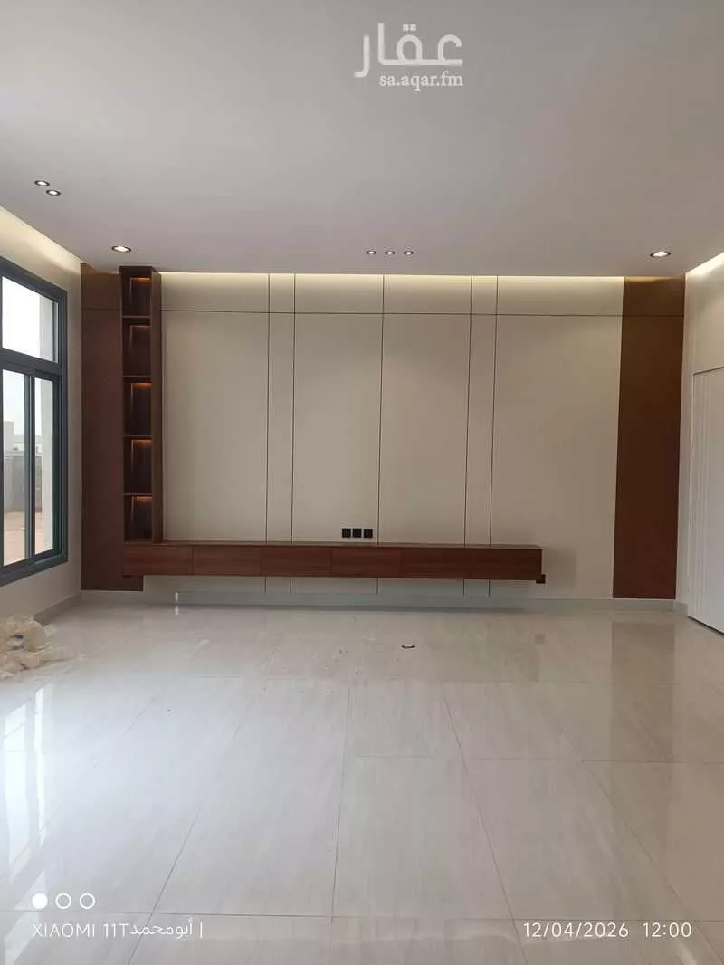 4 bedroom villa in Al Janadriyah 2