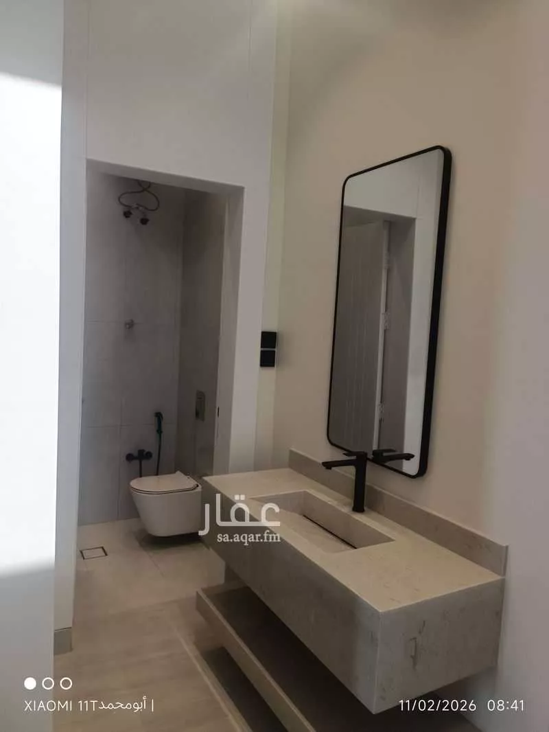 4 bedroom villa in Al Janadriyah 6
