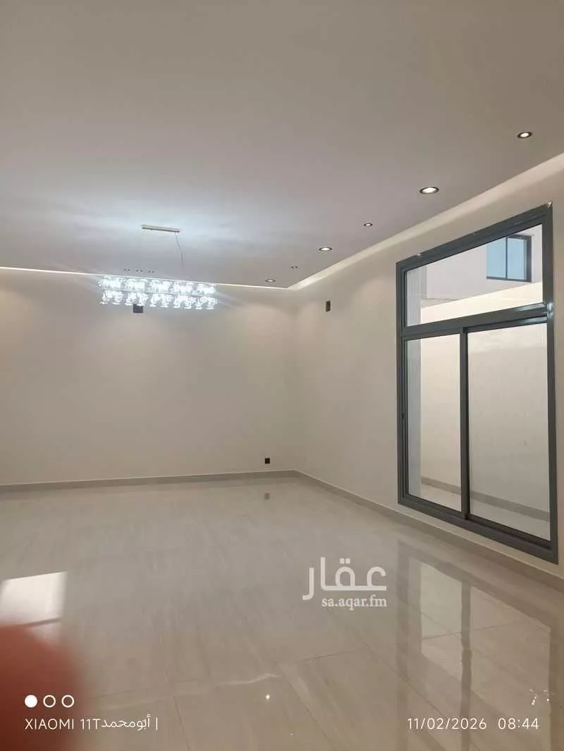 4 bedroom villa in Al Janadriyah 10