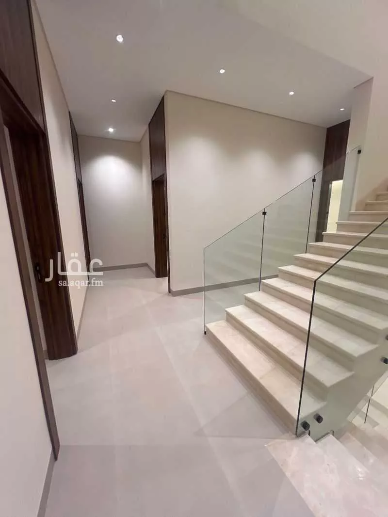 5 bedroom villa in Al Narjis 5