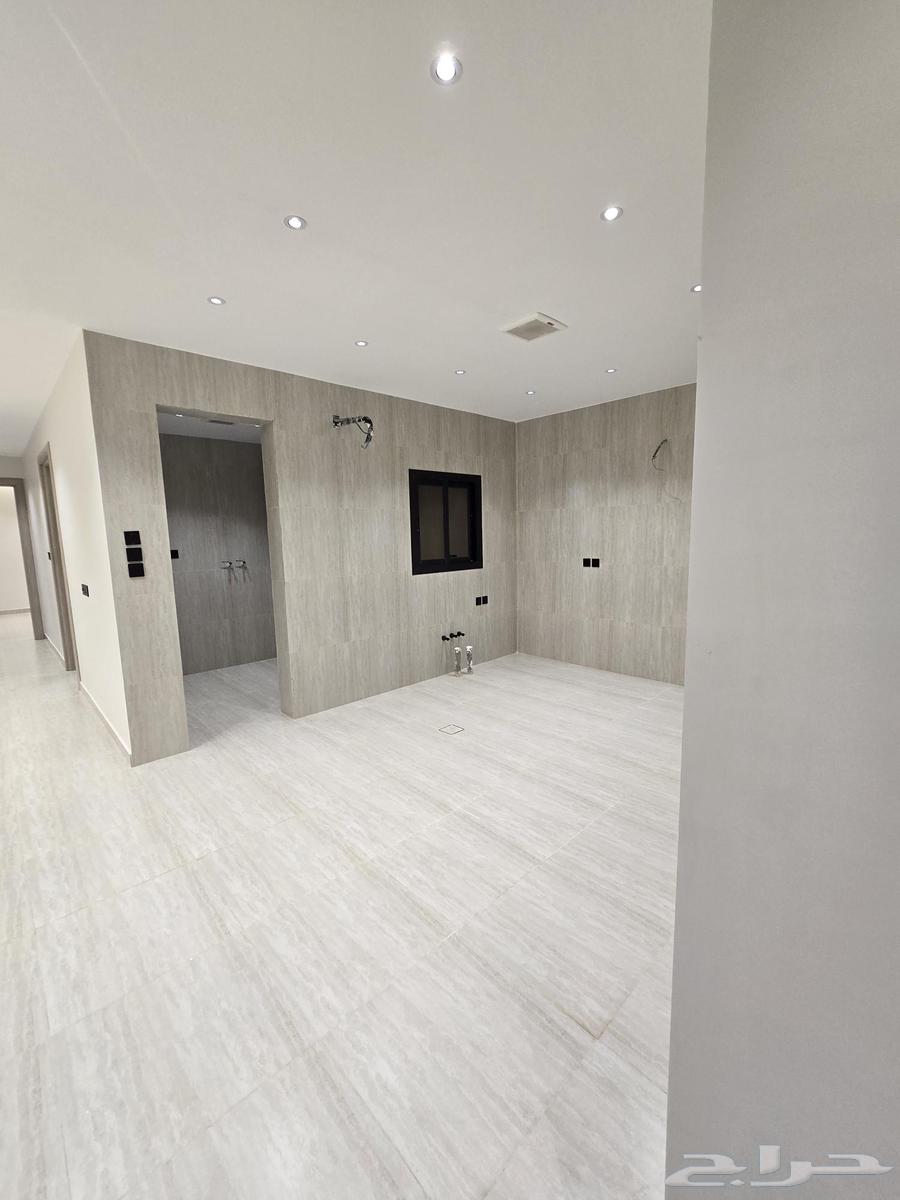 8 bedroom apartment in Wali Al Ahd 5