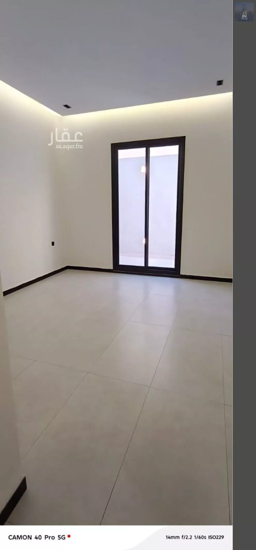 5 bedroom villa in Al Janadriyah 3