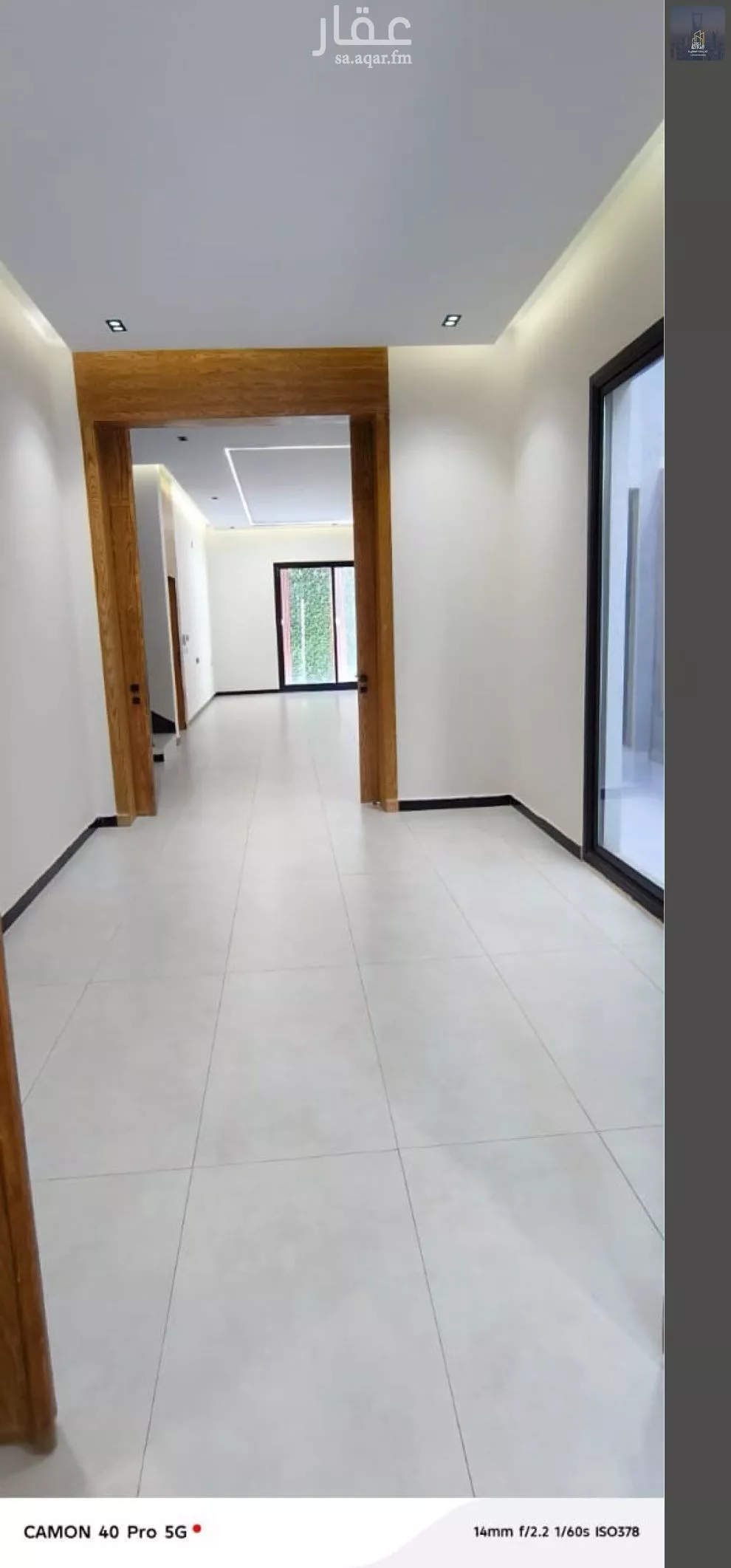 5 bedroom villa in Al Janadriyah 6
