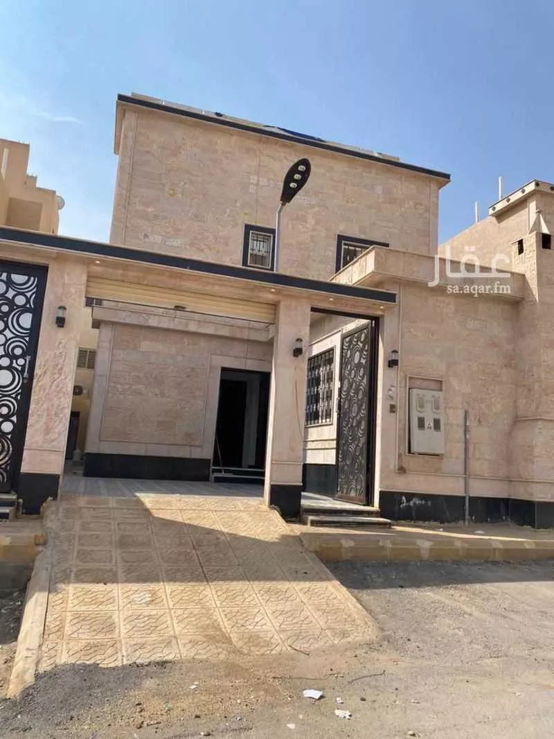 7 bedroom apartment in Dhahrat Laban 2