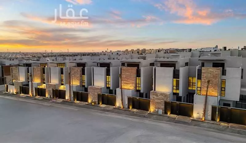 5 bedroom villa in Al Narjis 2