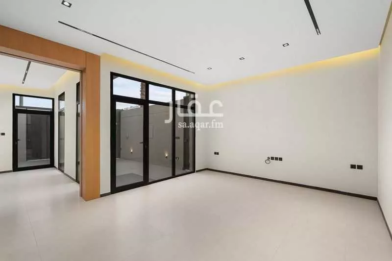 5 bedroom villa in Al Narjis 4