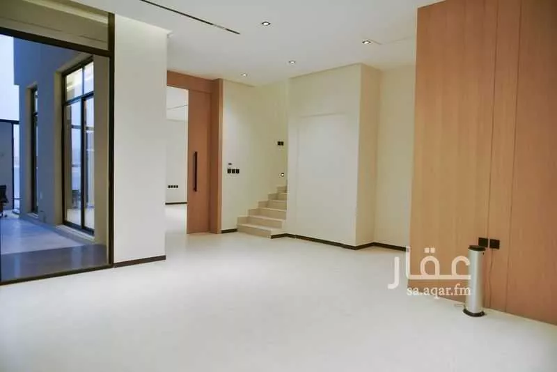 5 bedroom villa in Al Narjis 5