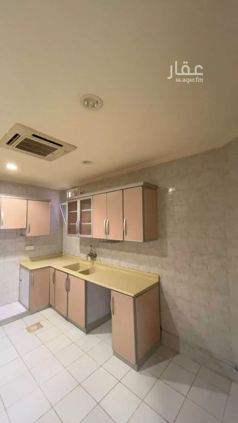 شقة 4 غرف في غرناطة 14