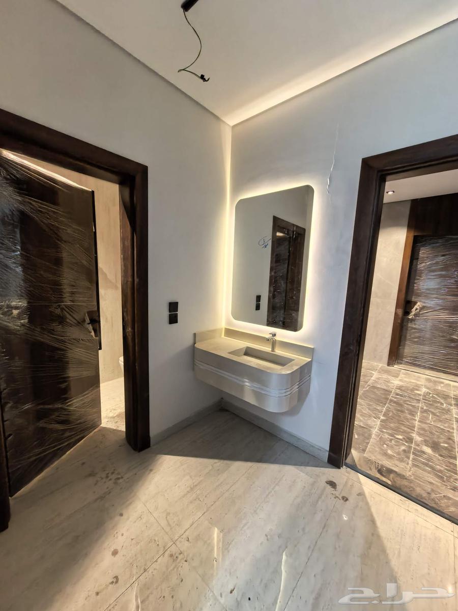 5 bedroom apartment in Al Aqul 16