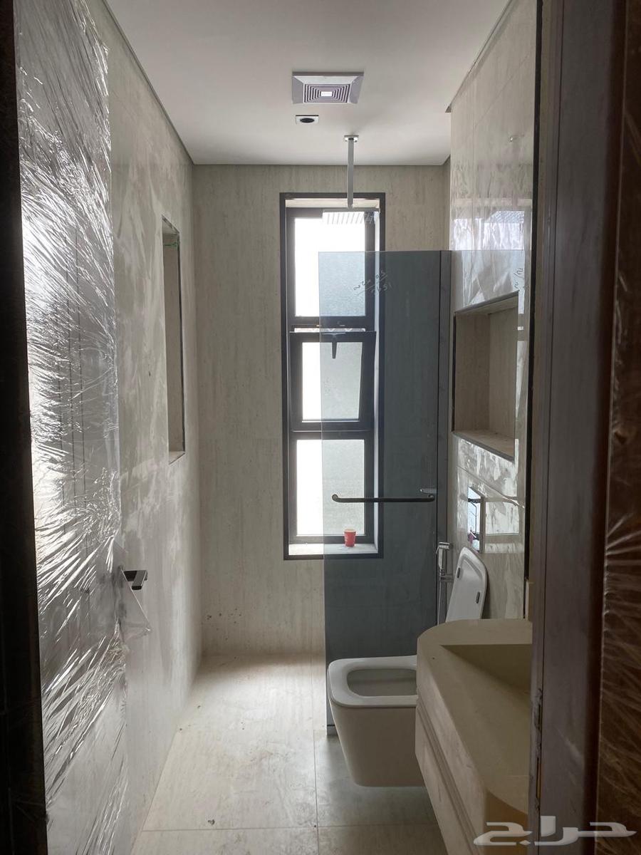 5 bedroom apartment in Al Aqul 21