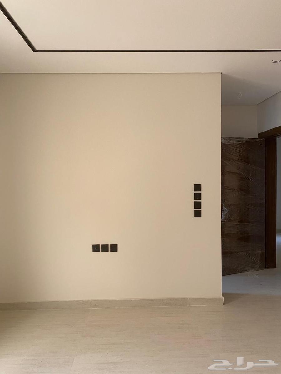5 bedroom apartment in Al Aqul 22