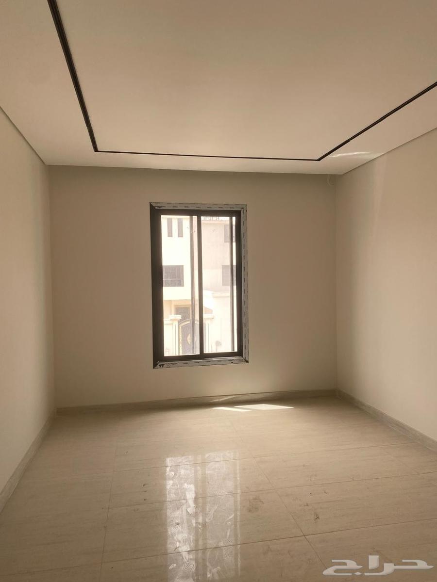 5 bedroom apartment in Al Aqul 27