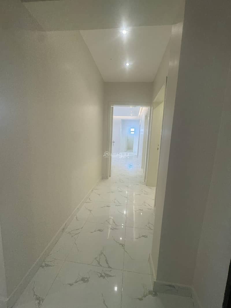 4 bedroom apartment in Al Yarmouk, Riyadh 5