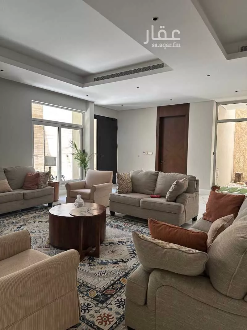 6 bedroom villa in Al Narjis 7
