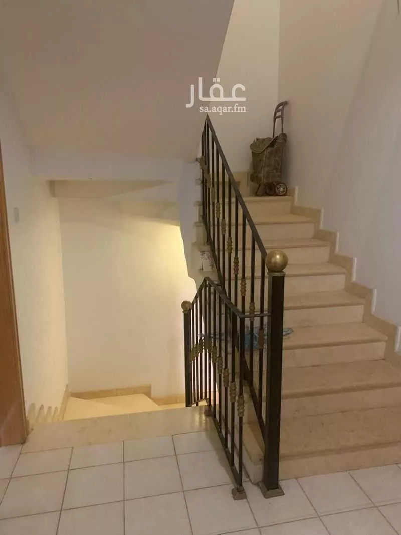فيلا 5 غرف في المونسية 9