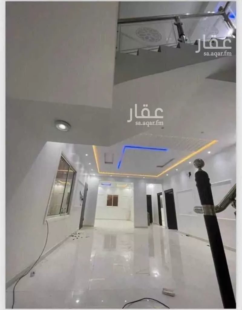 فيلا 8 غرف في القادسية 6