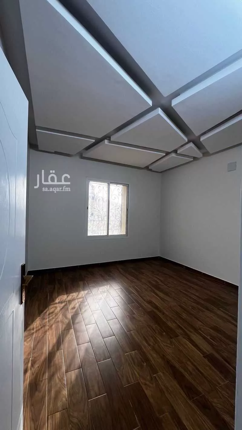 5 bedroom apartment in Dhahrat Laban 17