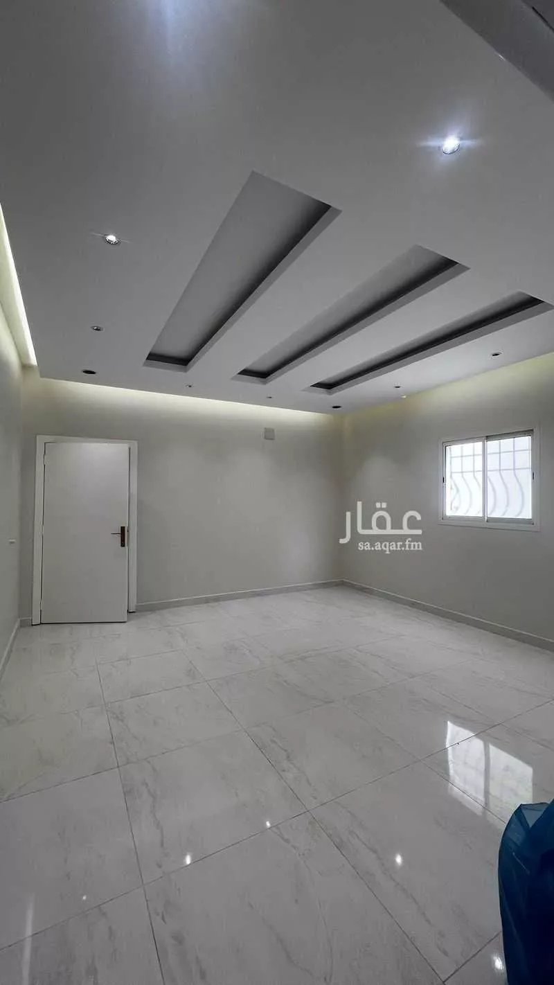5 bedroom apartment in Dhahrat Laban 6