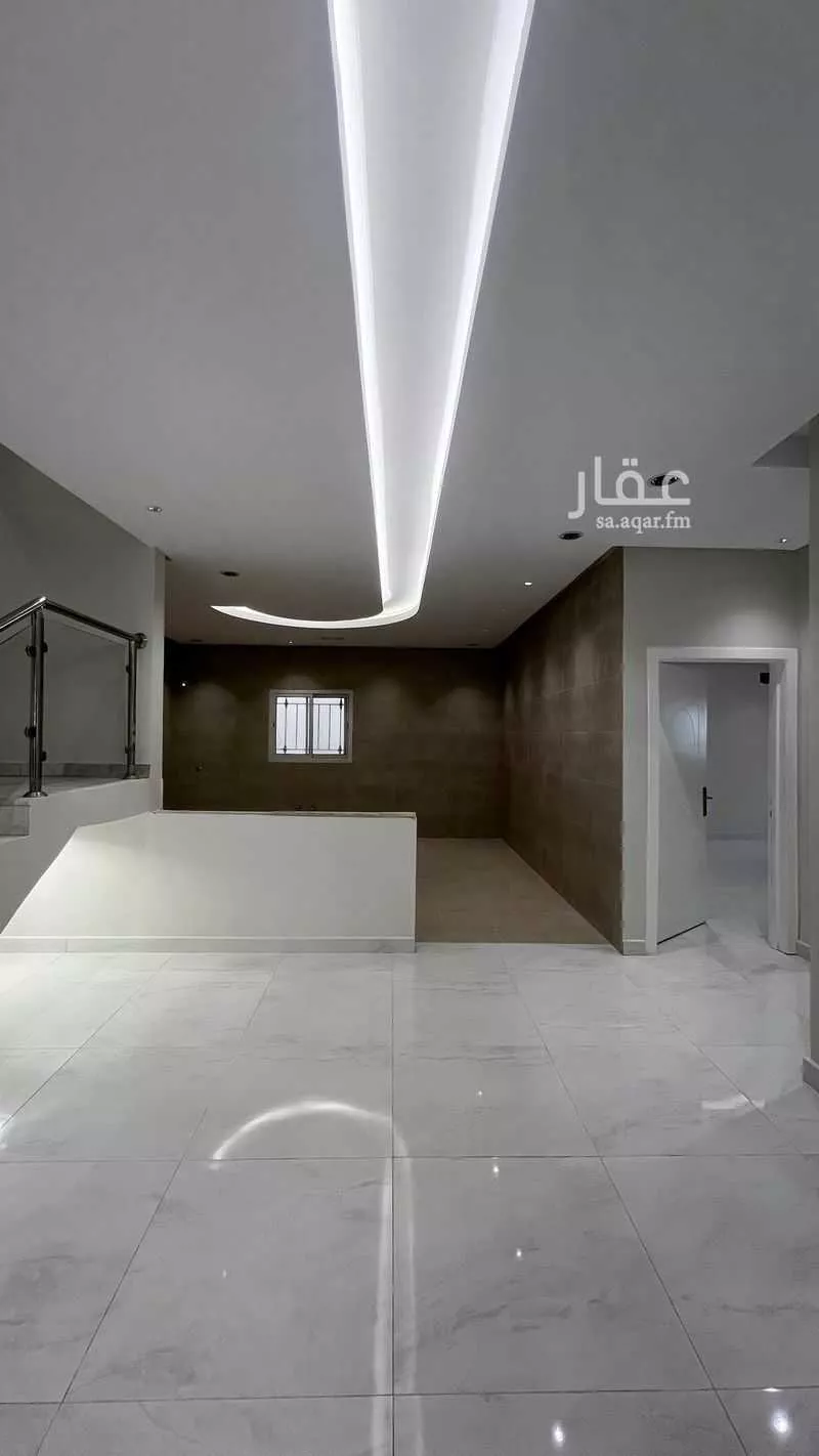 5 bedroom apartment in Dhahrat Laban 10