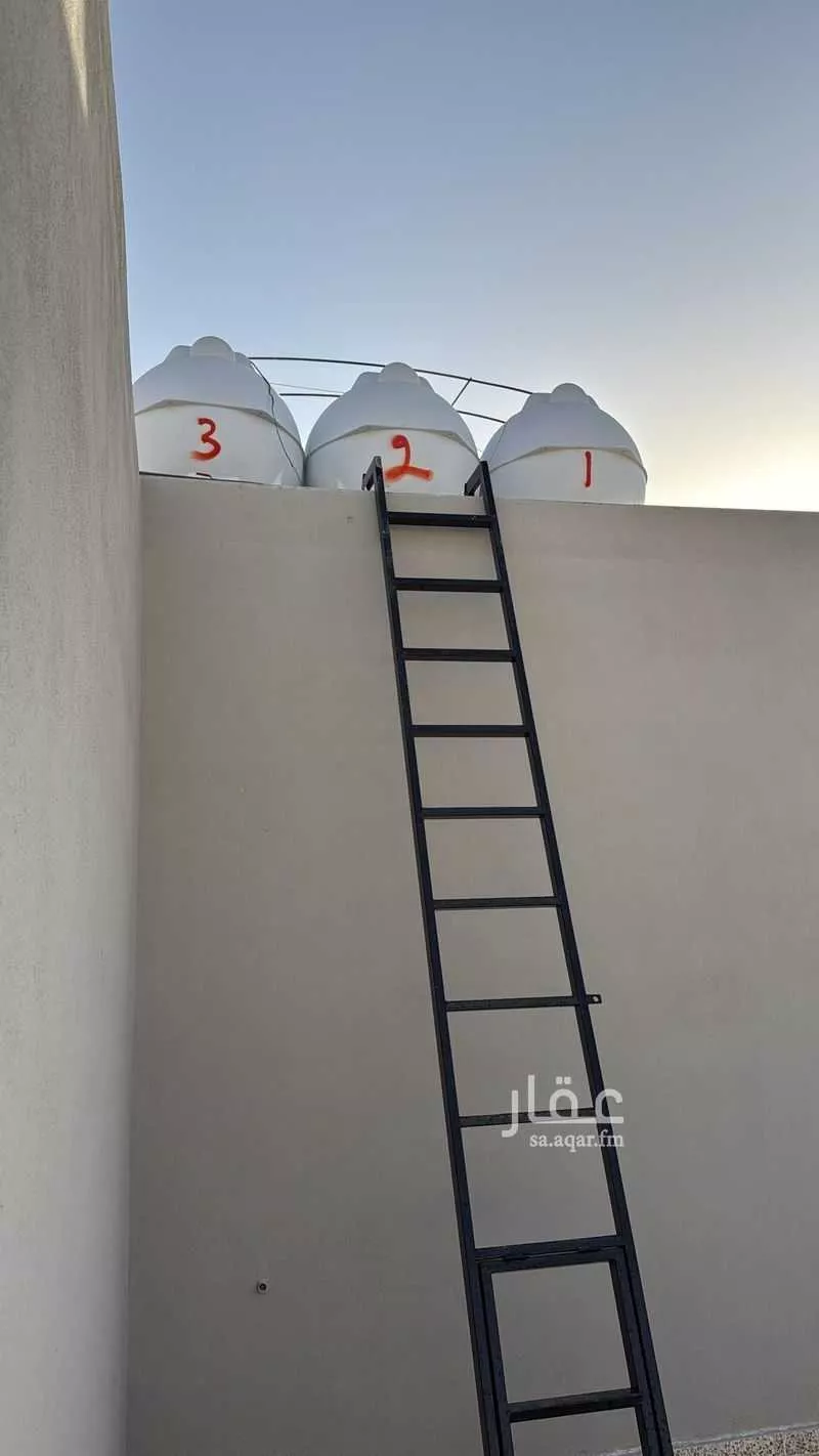 13 bedroom apartment in Dahiat Namar 20
