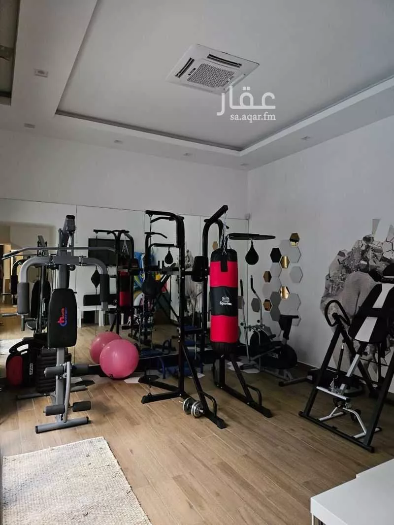 9 bedroom villa in Al Qairawan 10