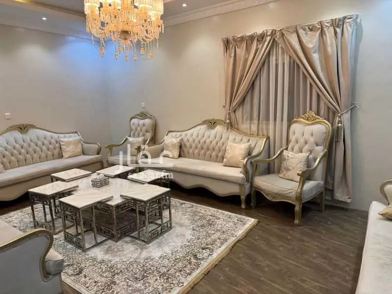 9 bedroom apartment in Al Aziziyah 3