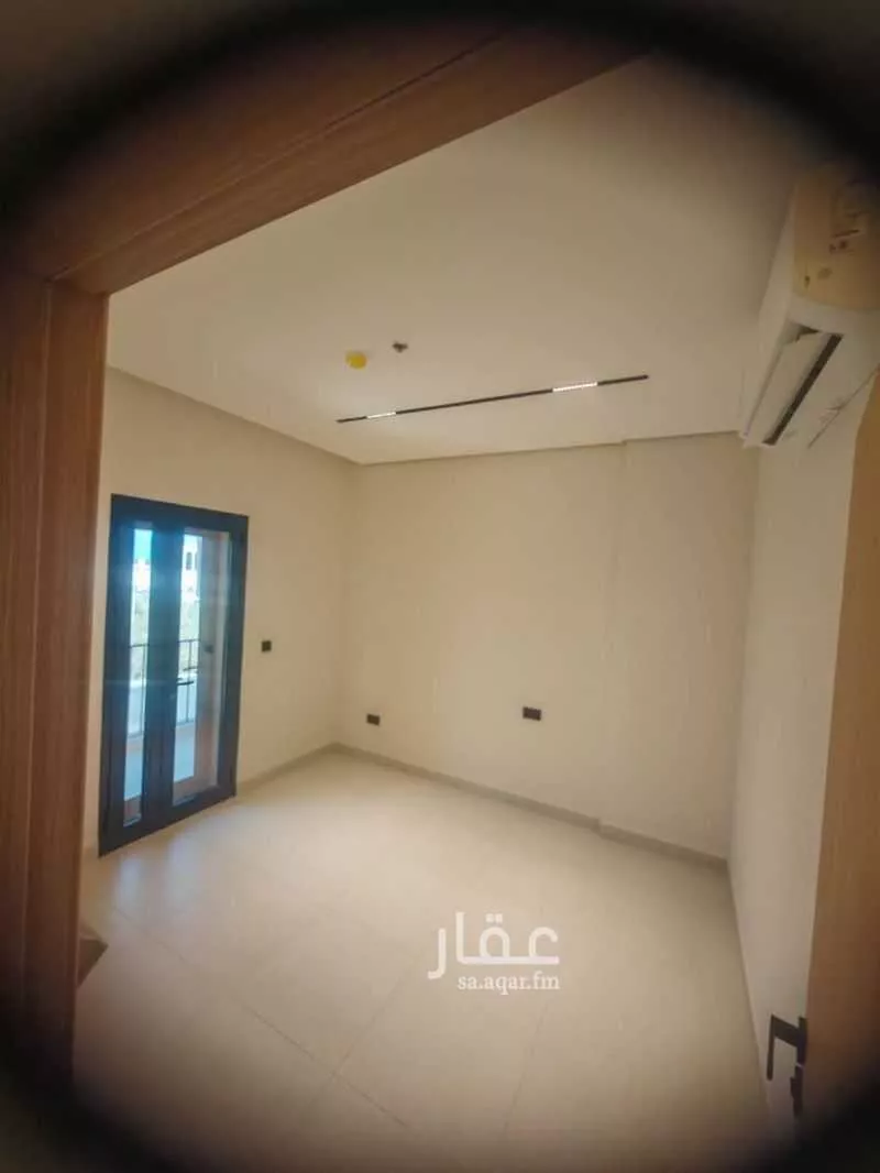 شقة 3 غرف في الحمرا 8