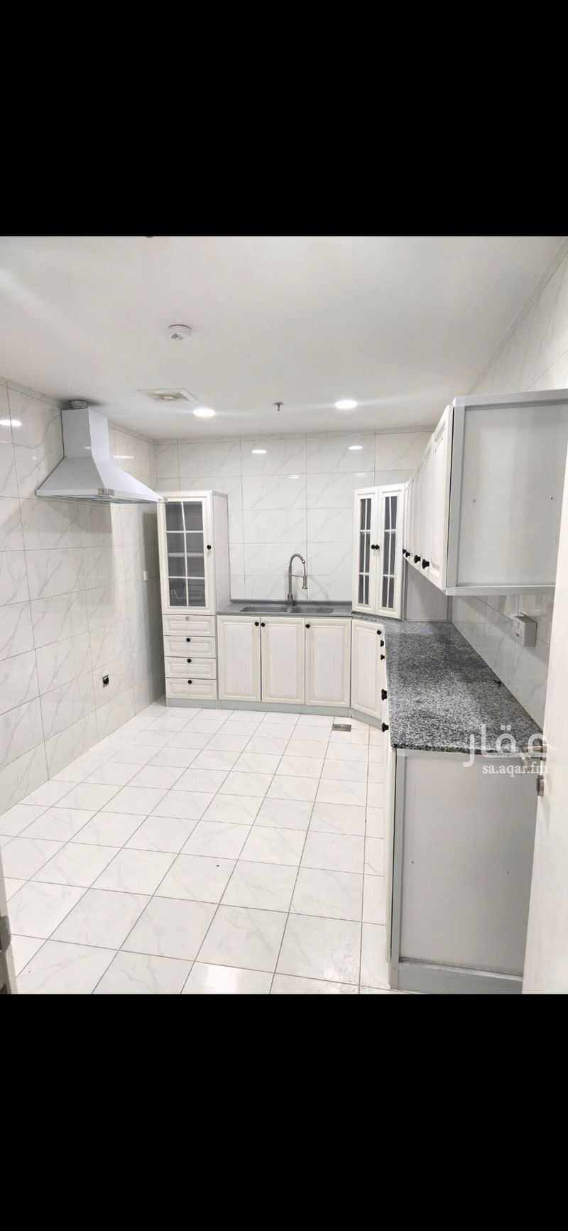 3 bedroom apartment in Al Hamra, Eastern Province 13