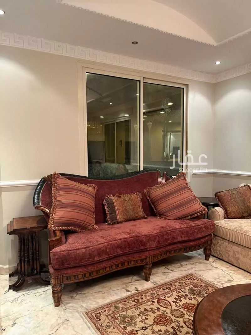 فيلا 11 غرف في الفلاح 12