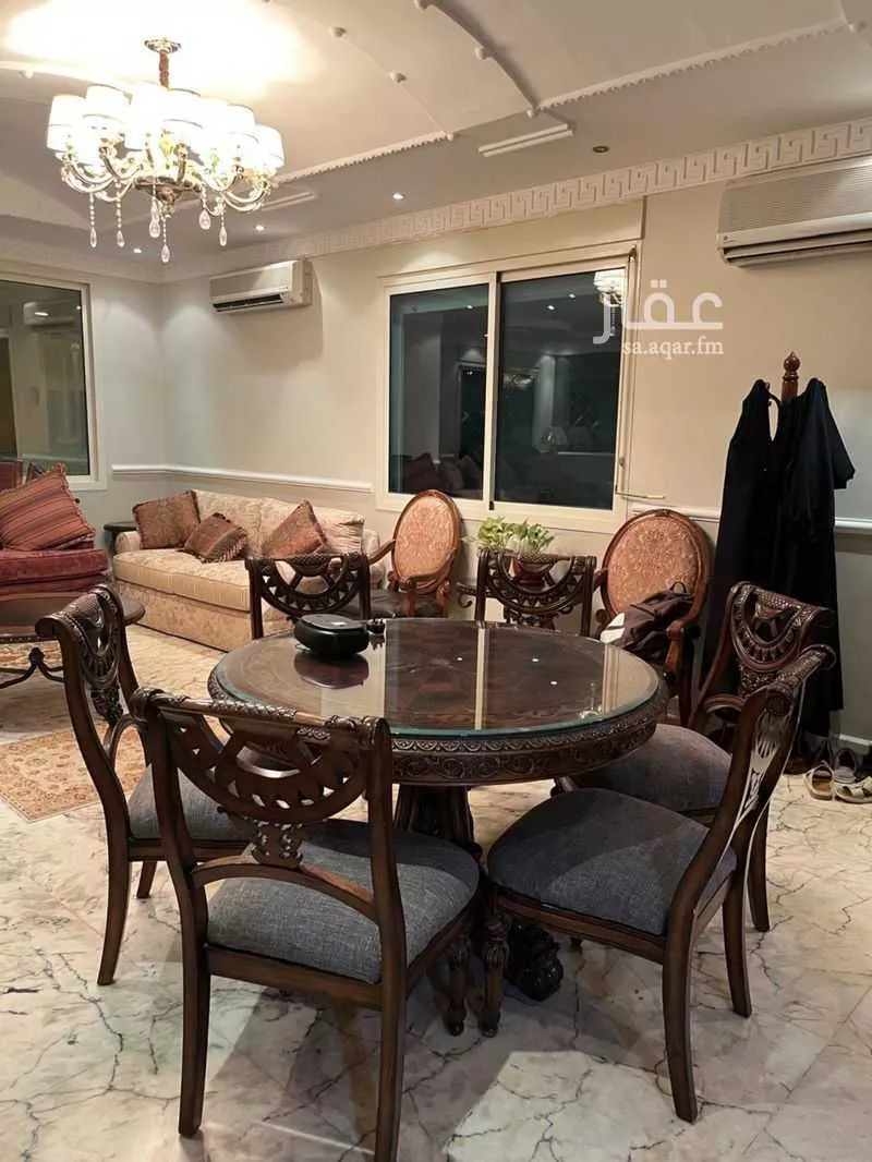 فيلا 11 غرف في الفلاح 7