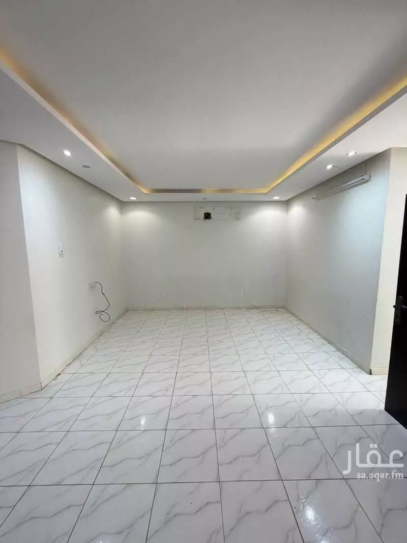 3 bedroom floor in Al Yarmouk 2