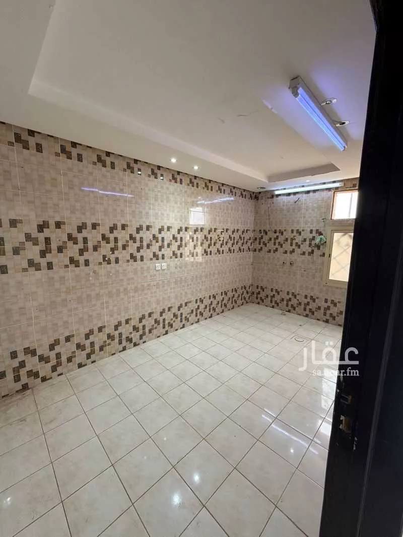 3 bedroom floor in Al Yarmouk 8