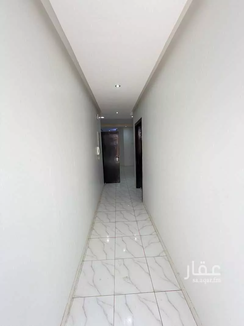 3 bedroom floor in Al Yarmouk 10