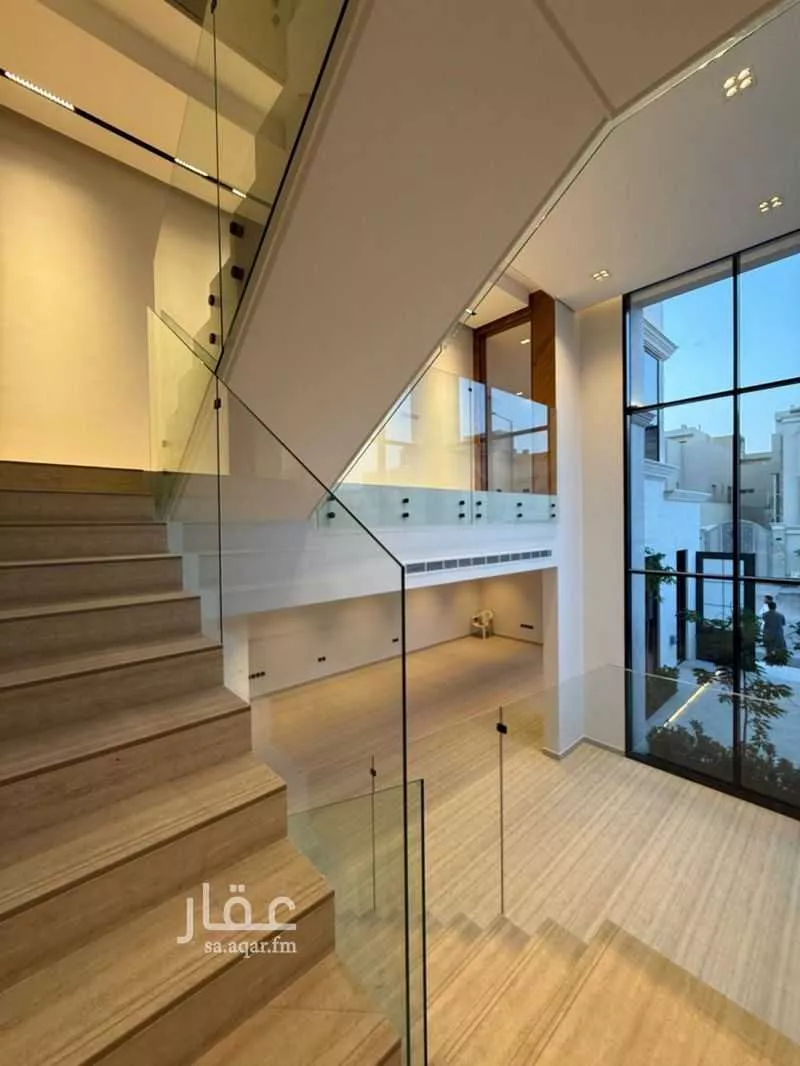 5 bedroom villa in Al Yasmin 3