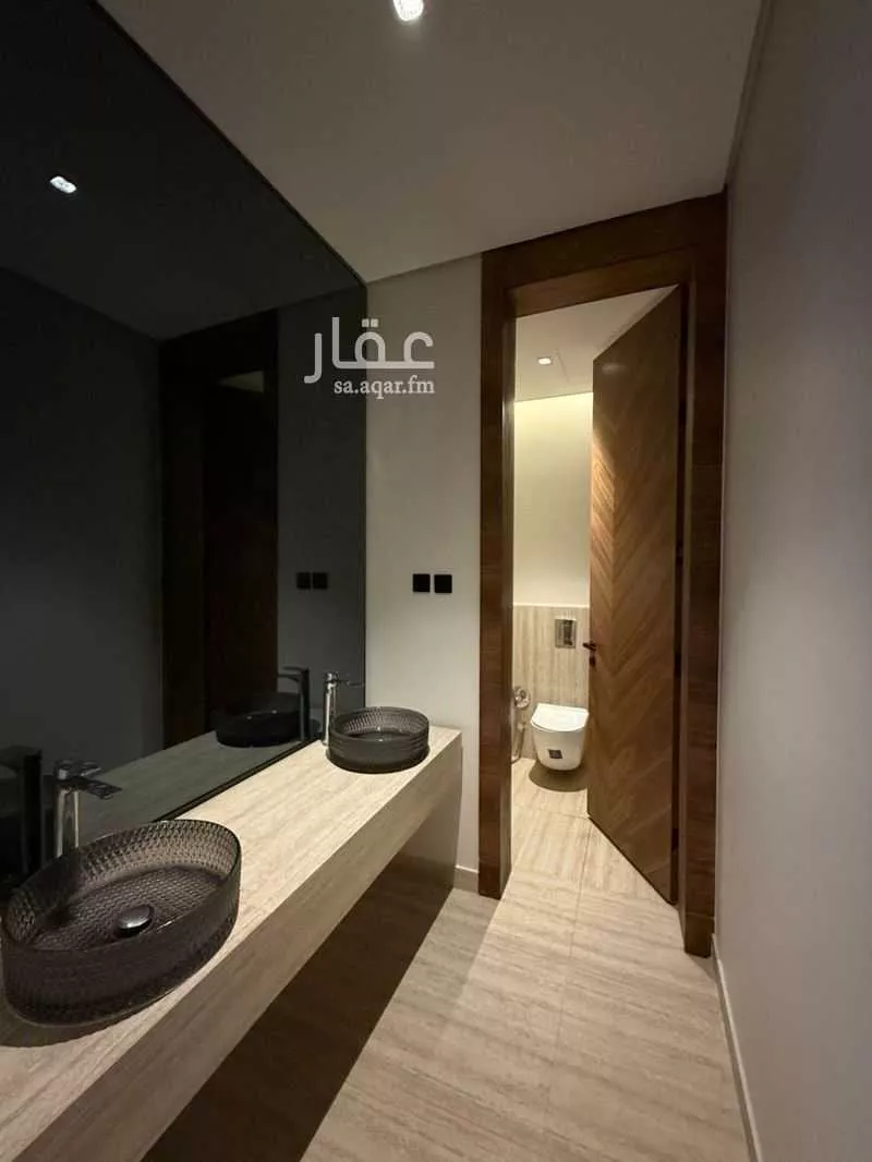 5 bedroom villa in Al Yasmin 6